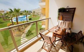 Modern Luxury Apartment Near Harbor Of Albufeira